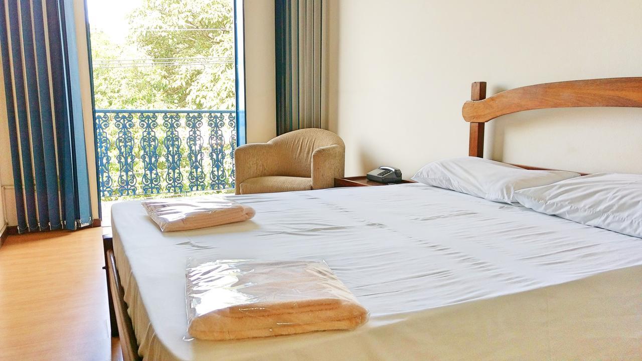 Hotel Vila Mineira Oliveira  Dış mekan fotoğraf